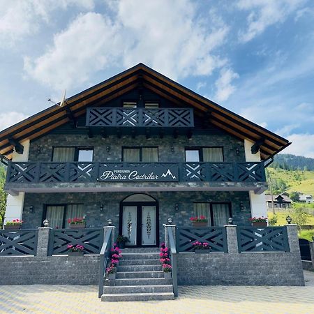 Piatra Codrilor Hotel ดอร์นาอารินี ภายนอก รูปภาพ